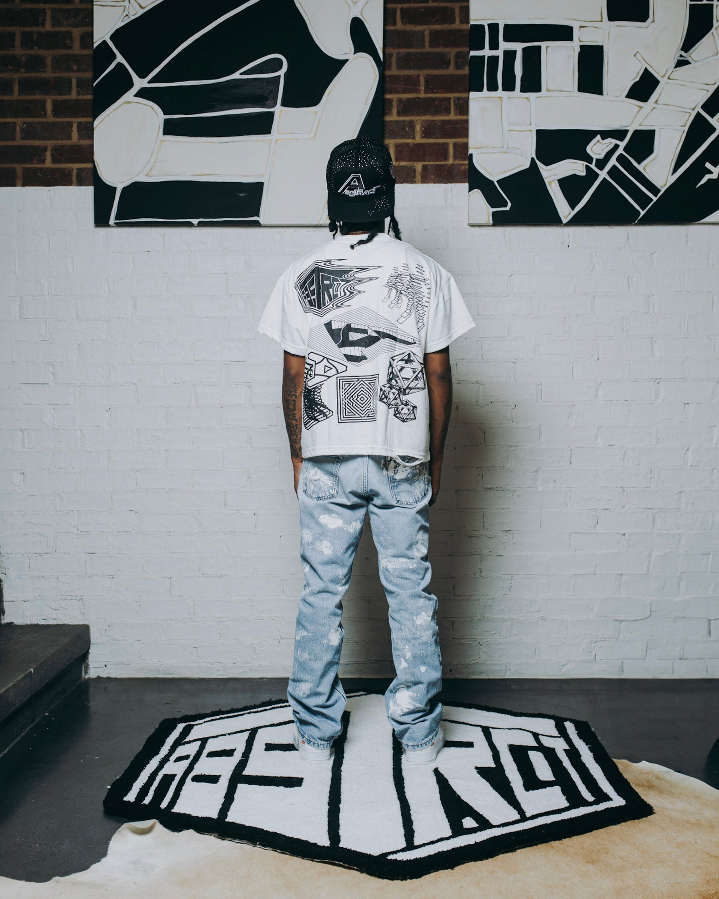 Illusion Tee
