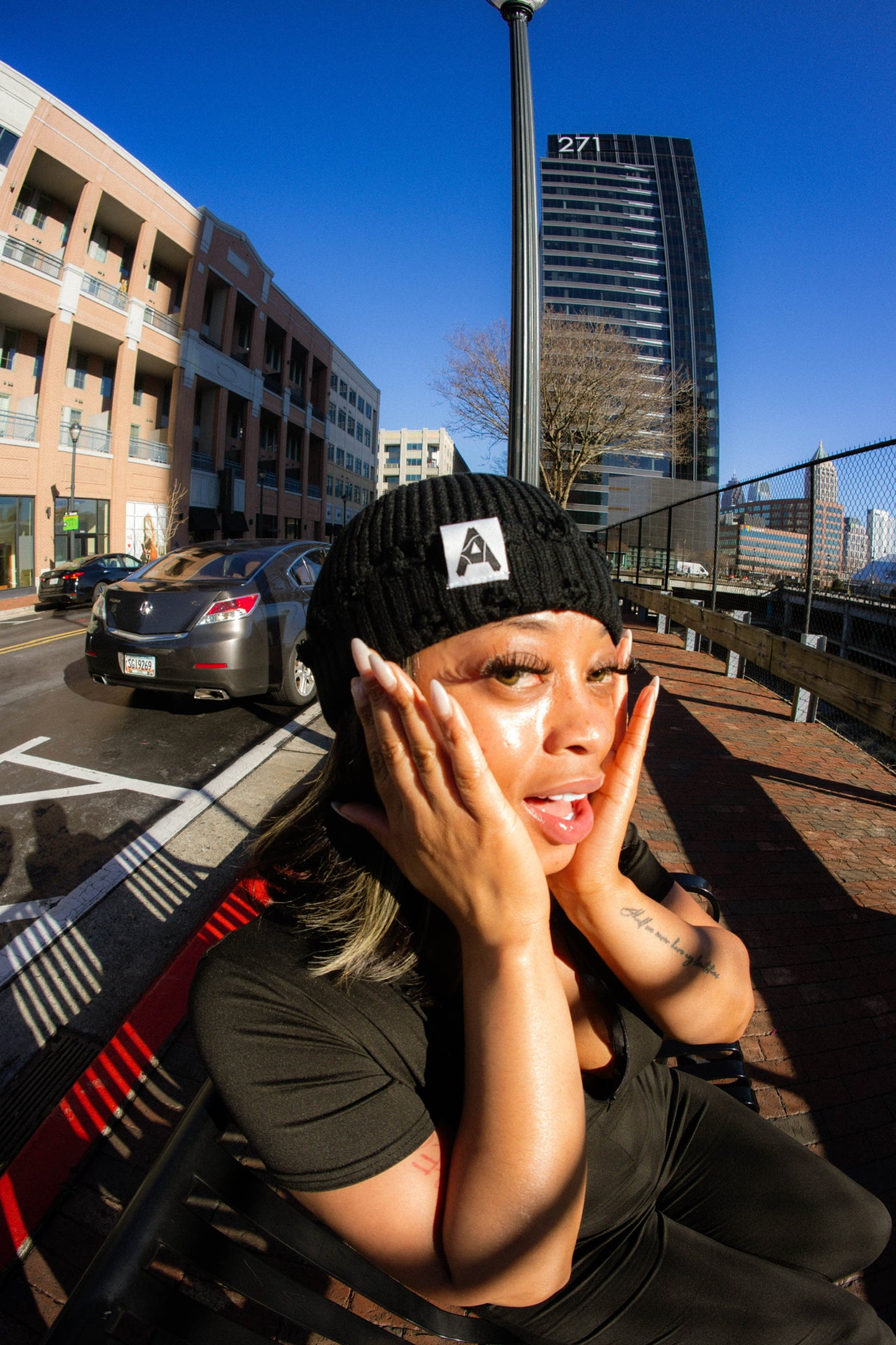 Distressed Beanie Black