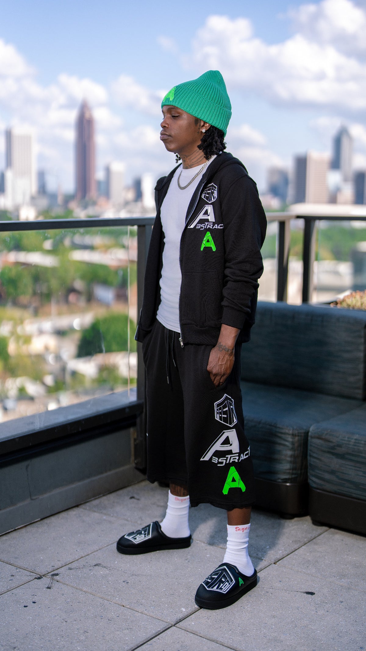 Trilogo Hoodie